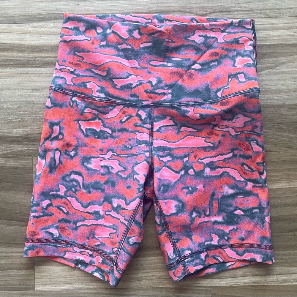 Chroma Clash Multi WUNDER TRAIN HIGH-RISE SHORT 6"
